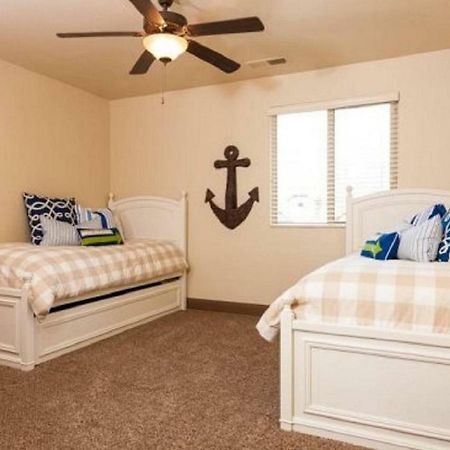A Home Away - Stay And Play Washington Luaran gambar